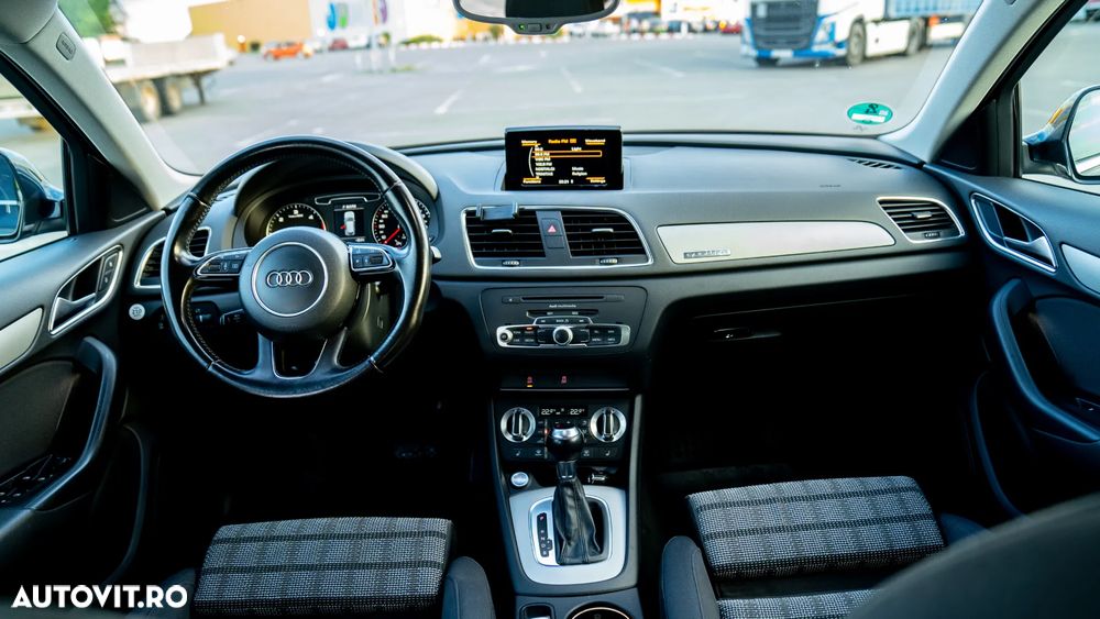 Audi Q3 2.0 TDI Quattro S-Tronic - 9