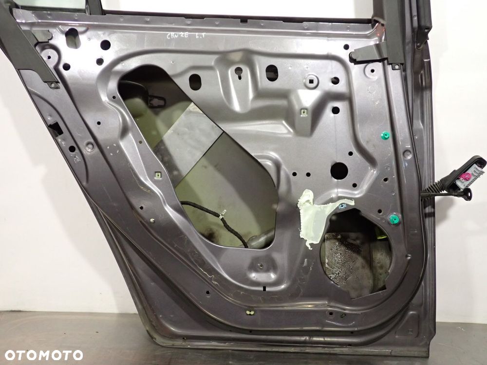 DRZWI LEWY TYŁ CHEVROLET CRUZE I LIFT KOMBI GQK - 13