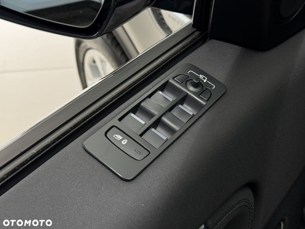 Land Rover Discovery - 21