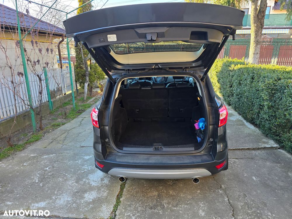Ford Kuga 2.0 TDCi 4WD Powershift Titanium - 9