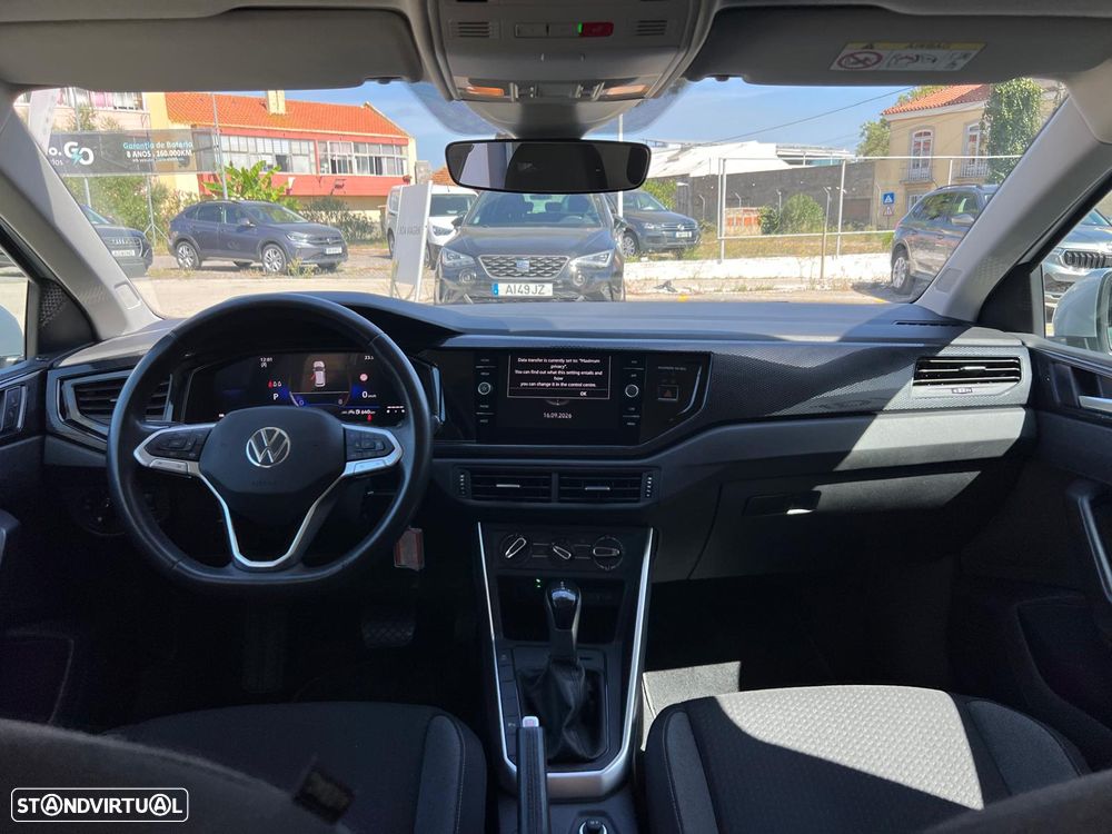 VW Polo 1.0 TSI Urban DSG - 12