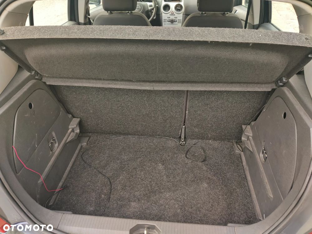 Opel Corsa 1.2 16V Enjoy - 15