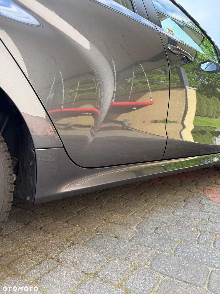 Toyota Yaris - 15