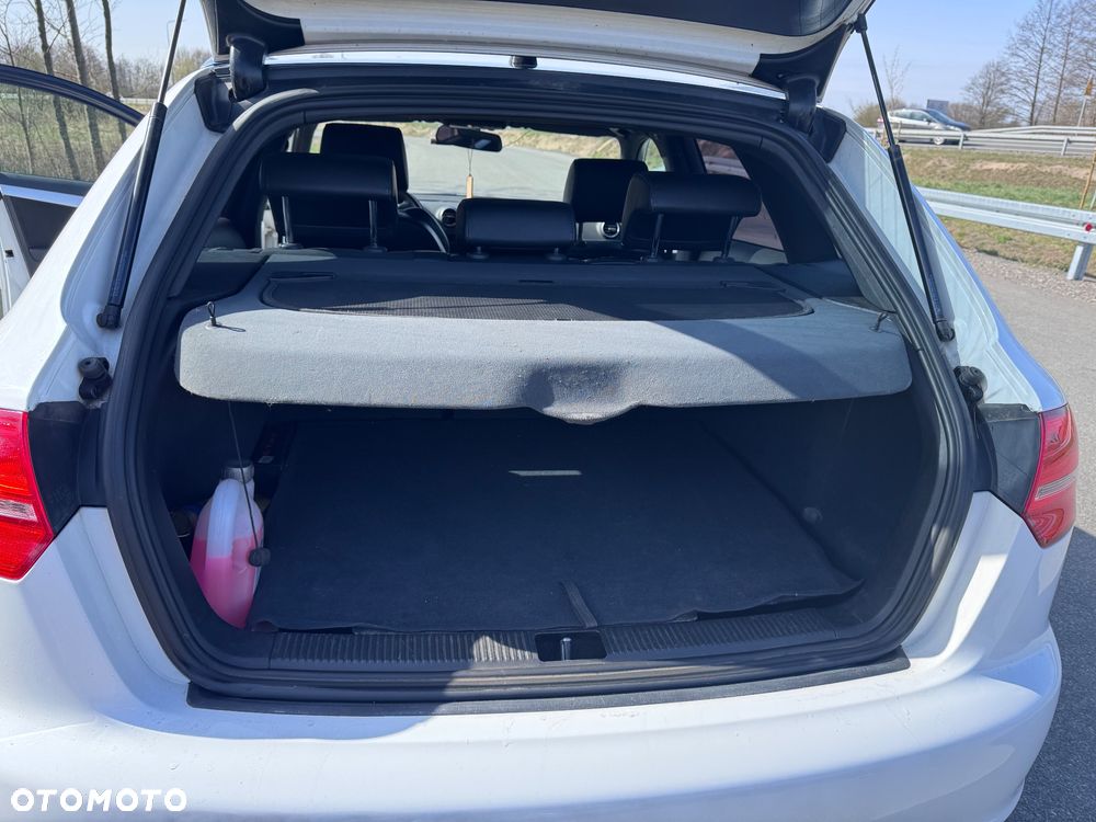 Audi A3 Sportback 3.2 Quattro S tronic - 11