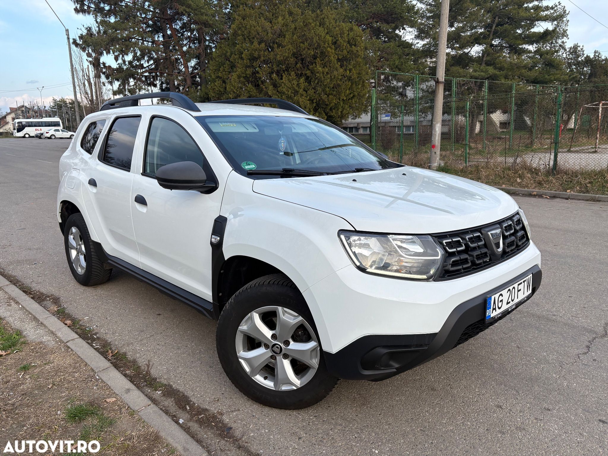 Dacia Duster TCe 100 2WD Access - 1