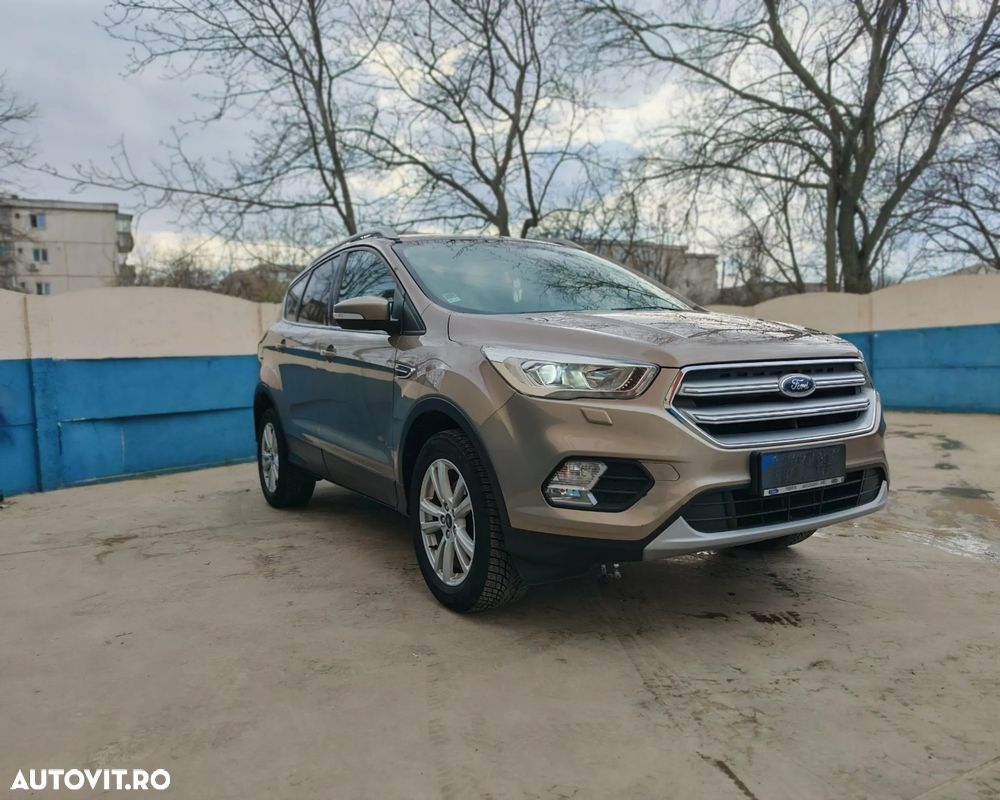 Ford Kuga 1.5 EcoBoost 2WD Trend - 1