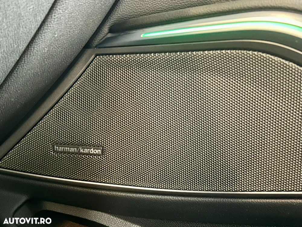 BMW Seria 3 330e xDrive AT PHEV - 12