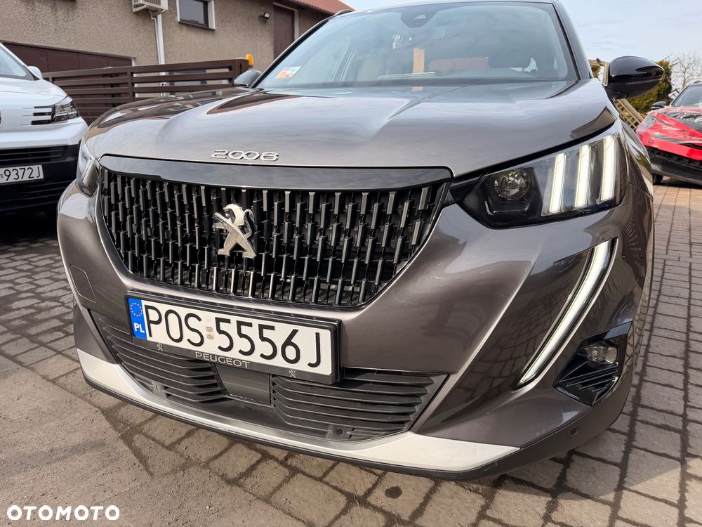 Peugeot 2008 PureTech 130 EAT8 GT - 18