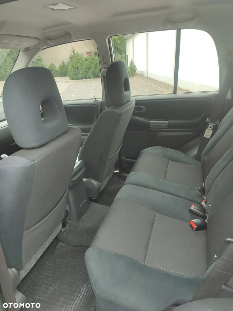 Suzuki Grand Vitara 2.0 Comfort Limited - 11