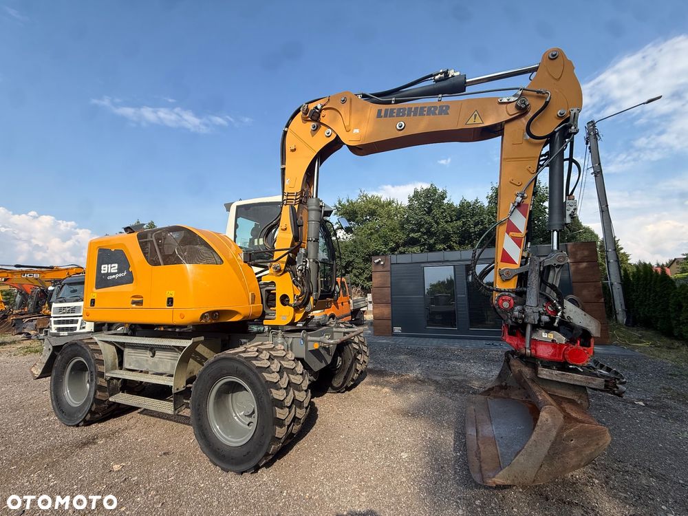 Liebherr 912 compact - 2