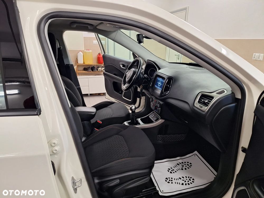 Jeep Compass 1.4 MultiAir Limited - 29