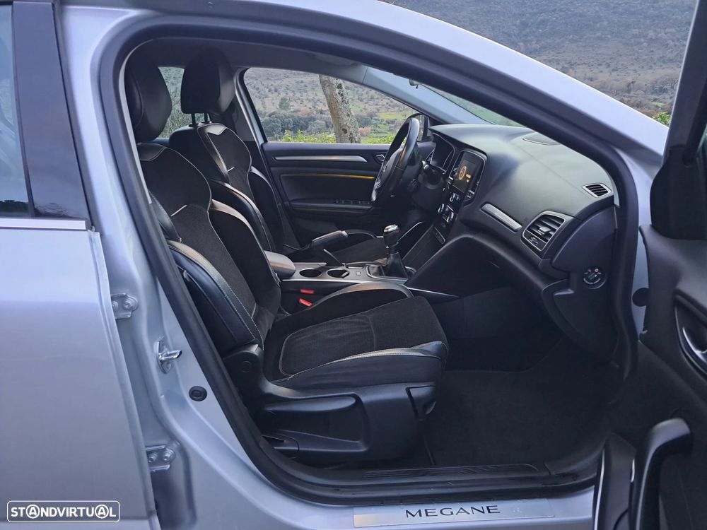 Renault Mégane 1.5 dCi Intens - 15