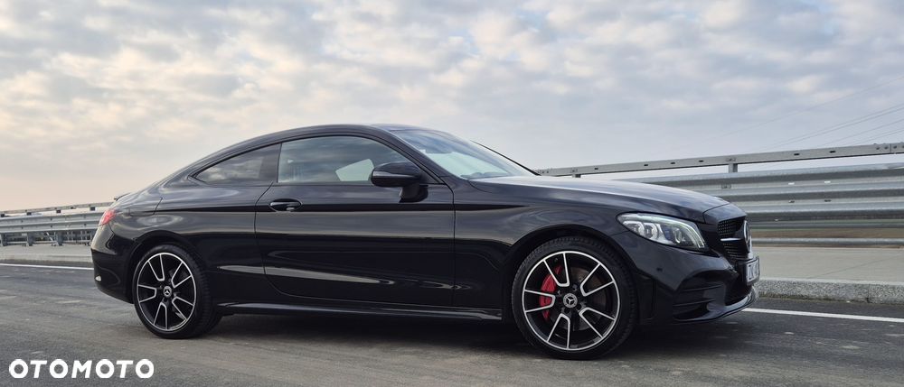 Mercedes-Benz Klasa C 300 d 9G-TRONIC - 5