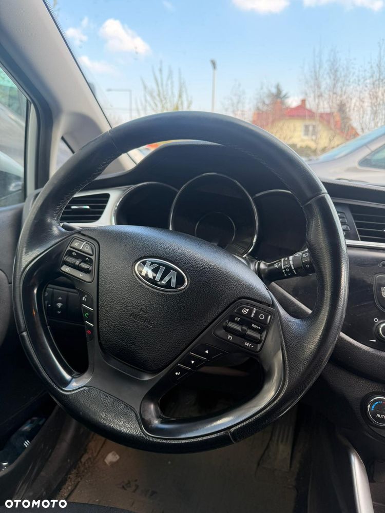 Kia Ceed - 3