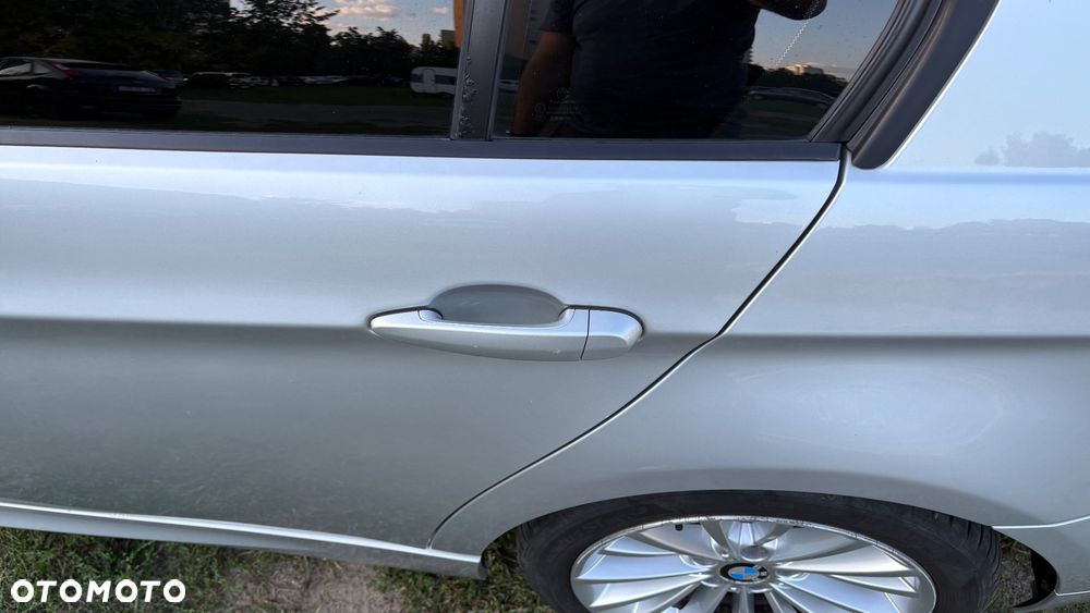 BMW Seria 3 320i - 18