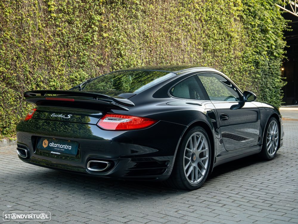 Porsche 911 (997) Turbo S PDK - 17