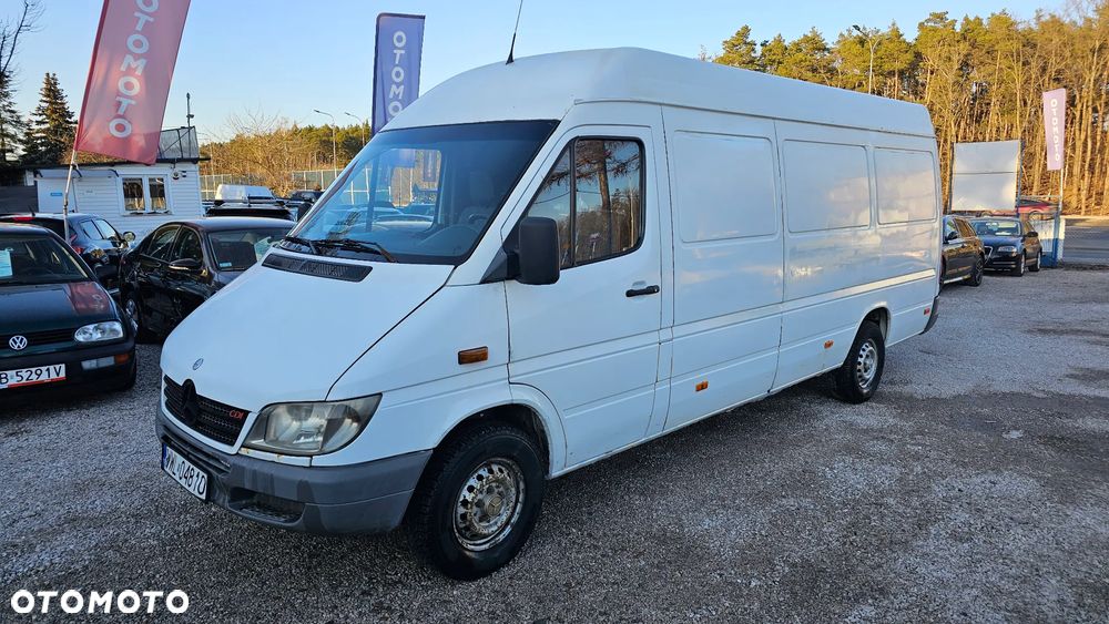 Mercedes-Benz Sprinter - 27
