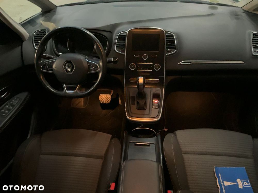 Renault Scenic - 6