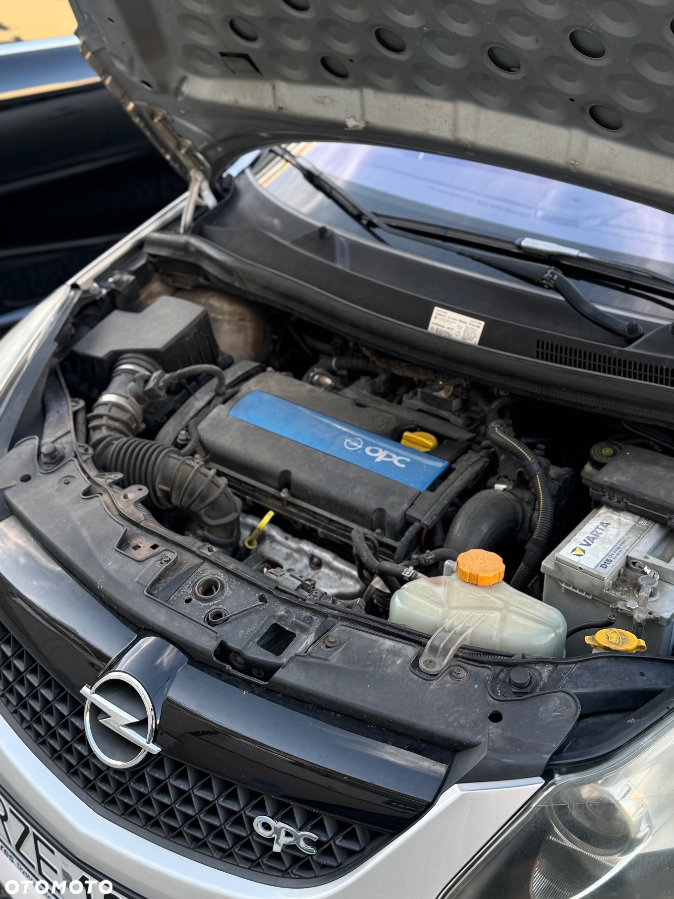 Opel Corsa 1.6T OPC - 10