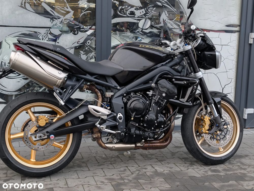 Triumph Street Triple - 7