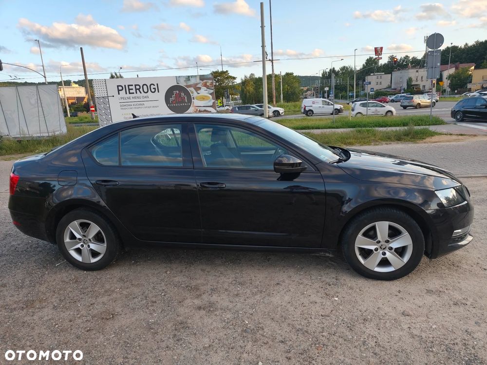 Skoda Octavia 1.6 TDI SCR Ambition - 11