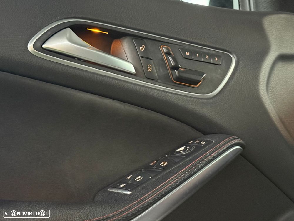 Mercedes-Benz CLA 200 d 7G-DCT AMG Line - 43