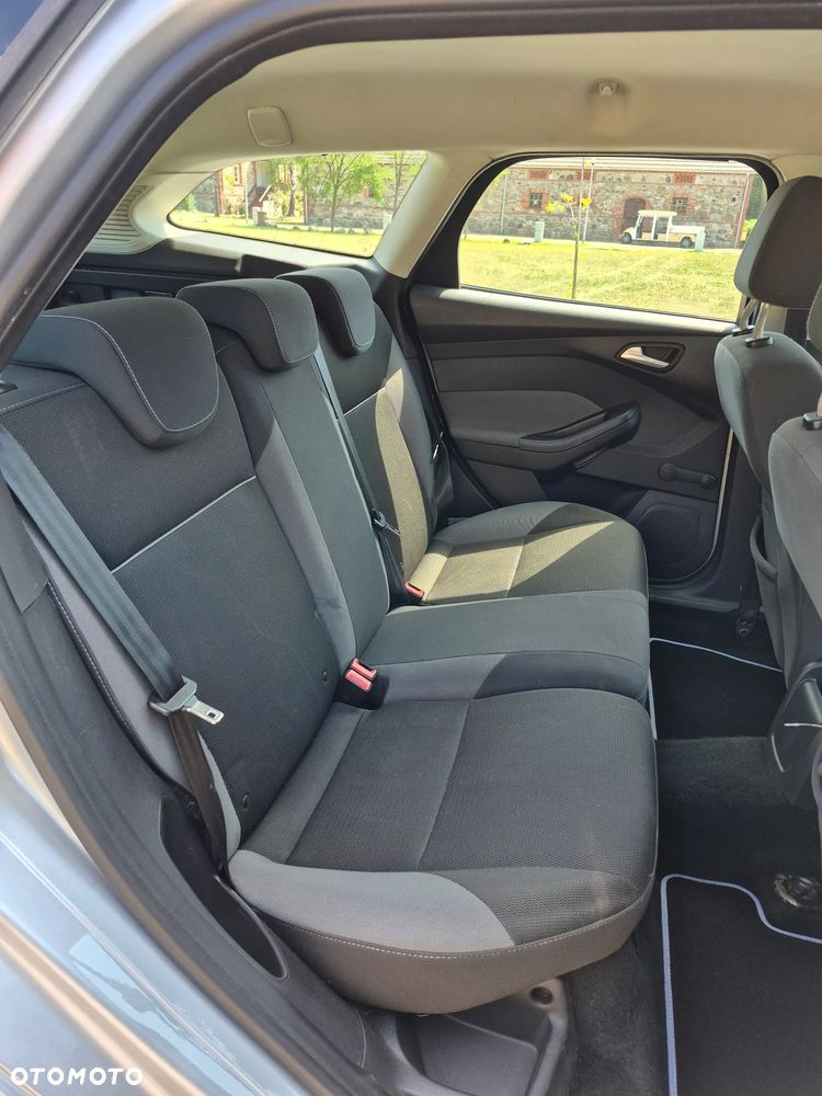 Ford Focus 1.6 TDCi Ambiente - 21