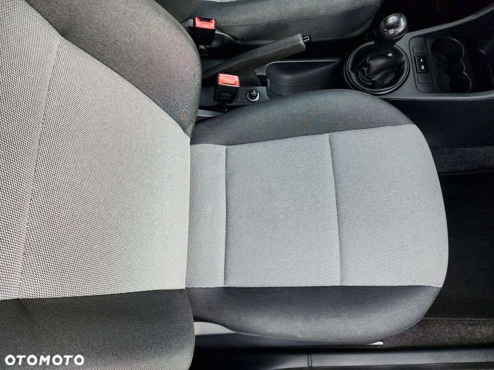 Skoda Fabia 1.2 12V Style - 31