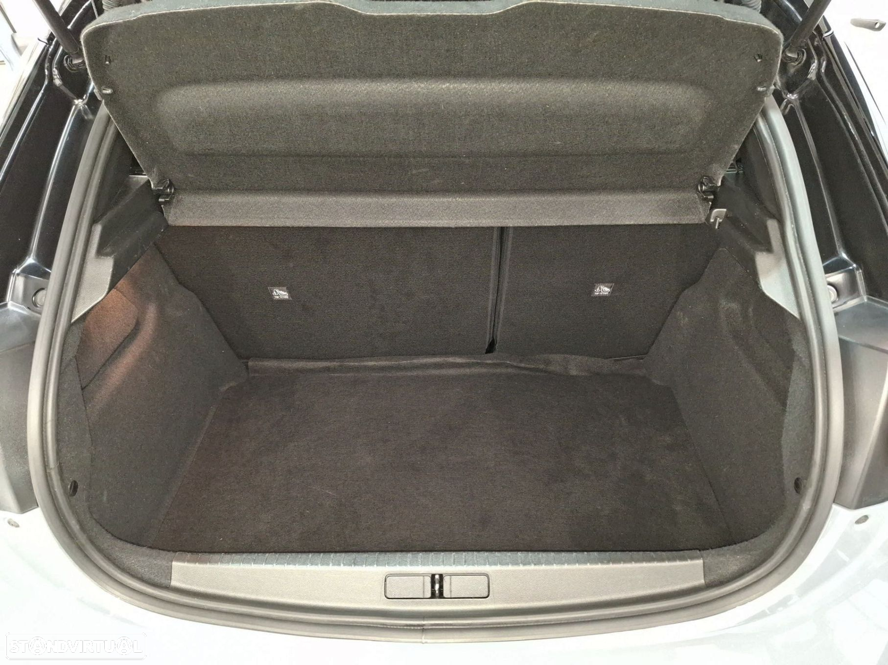 Opel Corsa 1.2 T GS - 7