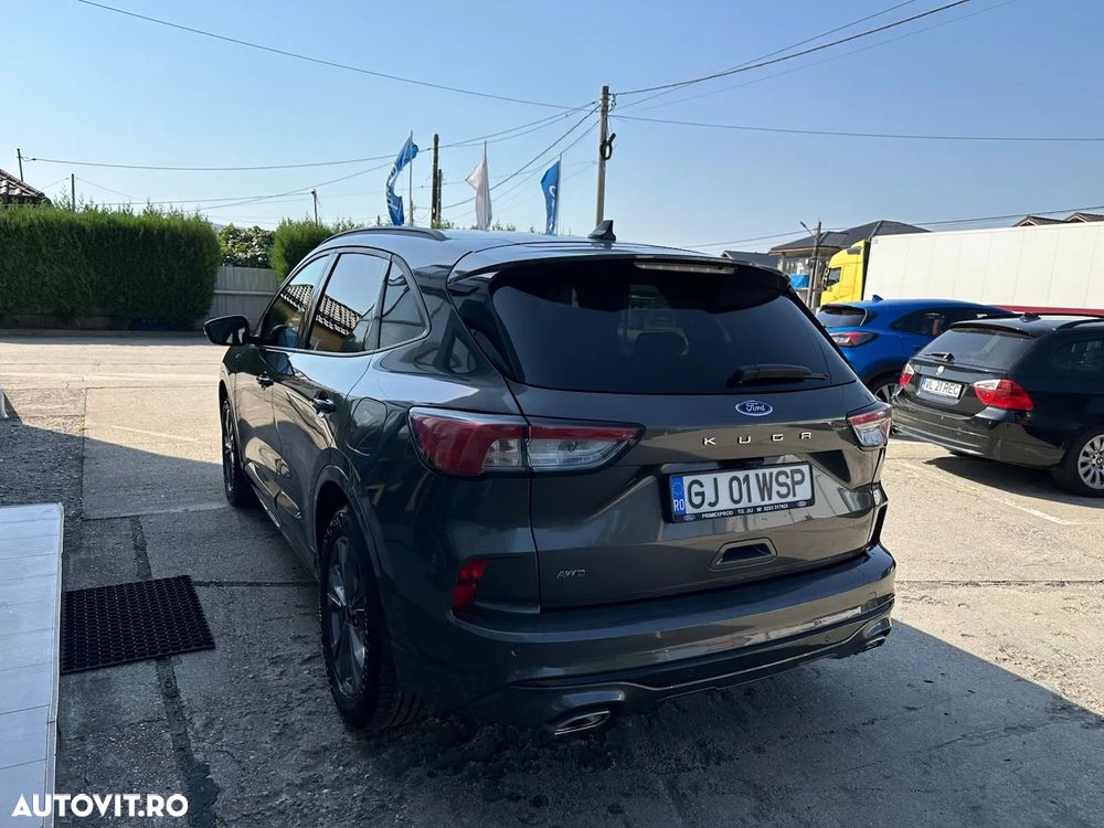 Ford Kuga 2.0 TDCi 4WD Powershift ST-Line - 4