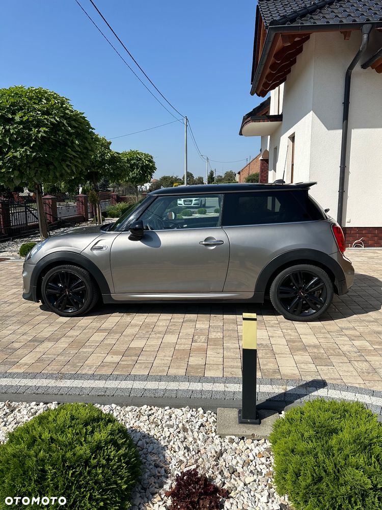 MINI Cooper John Works Trims - 8