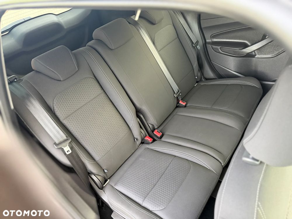 Ford Kuga 1.5 EcoBoost 2x4 Trend - 34