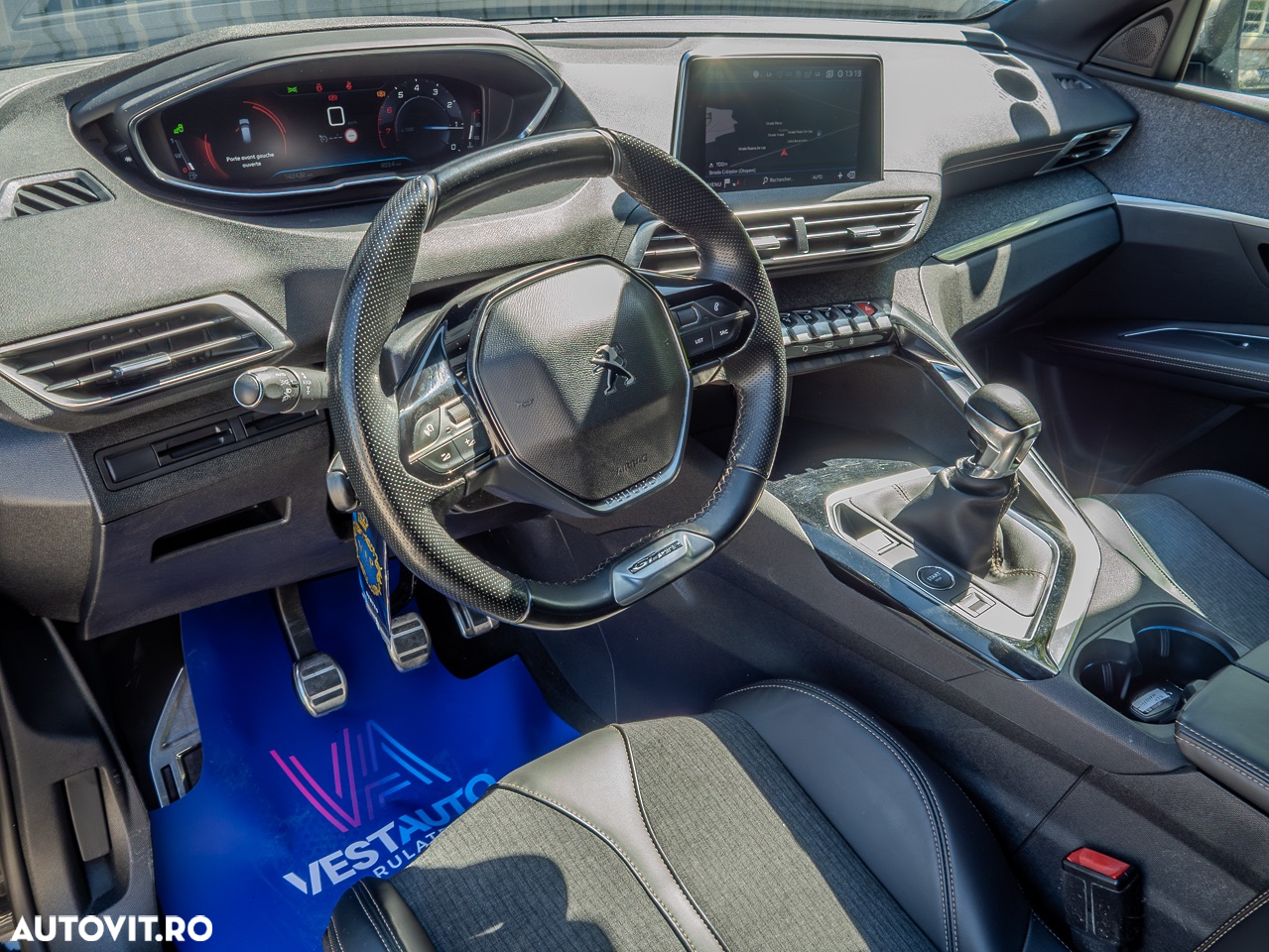 Peugeot 3008 1.2 PureTech Turbo S&S GT-Line - 4