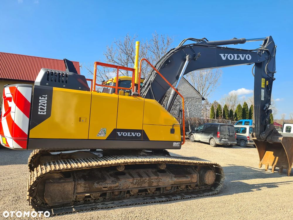Volvo EC 220 EL - 6