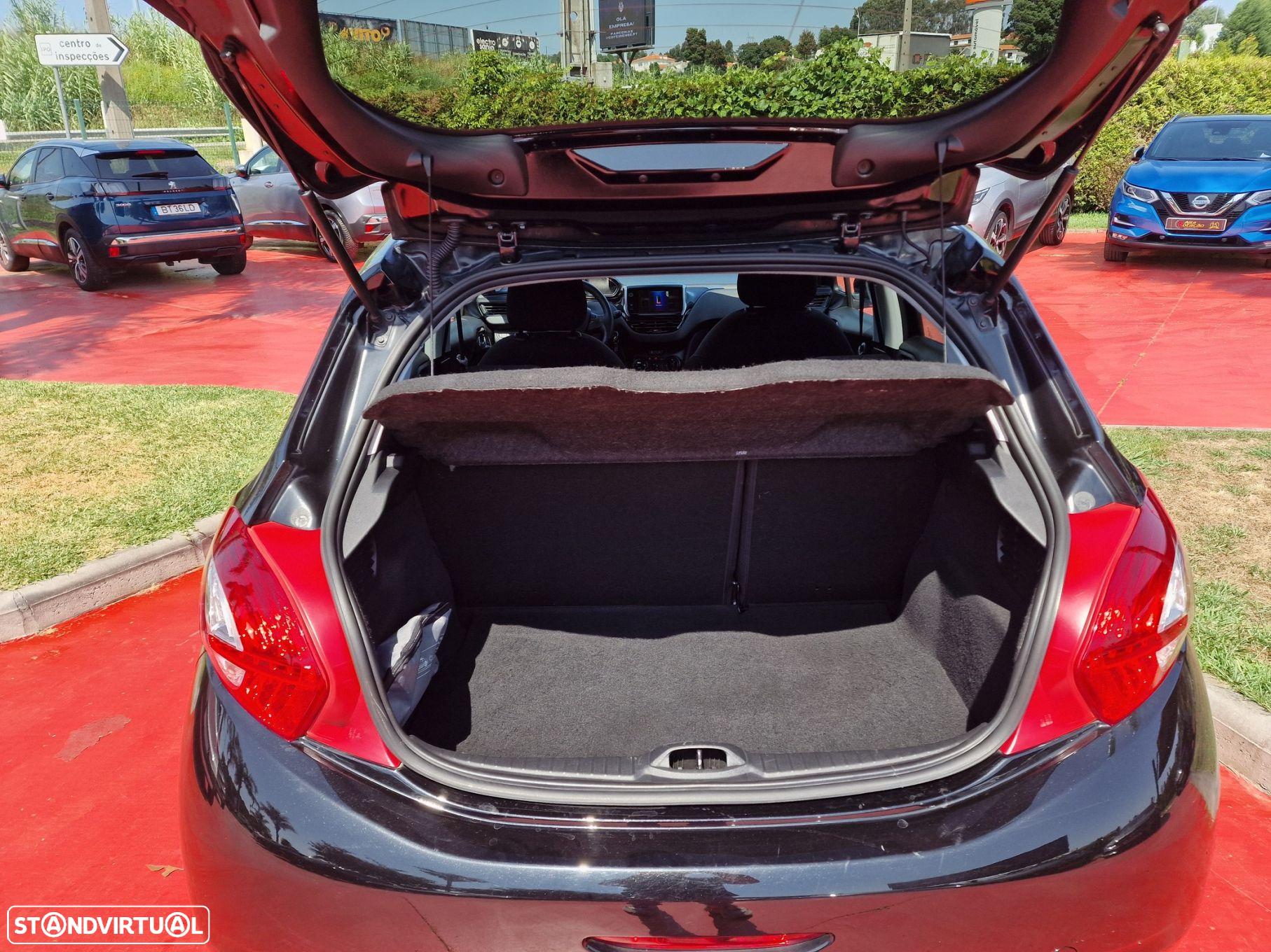 Peugeot 208 1.2 VTi Access - 5
