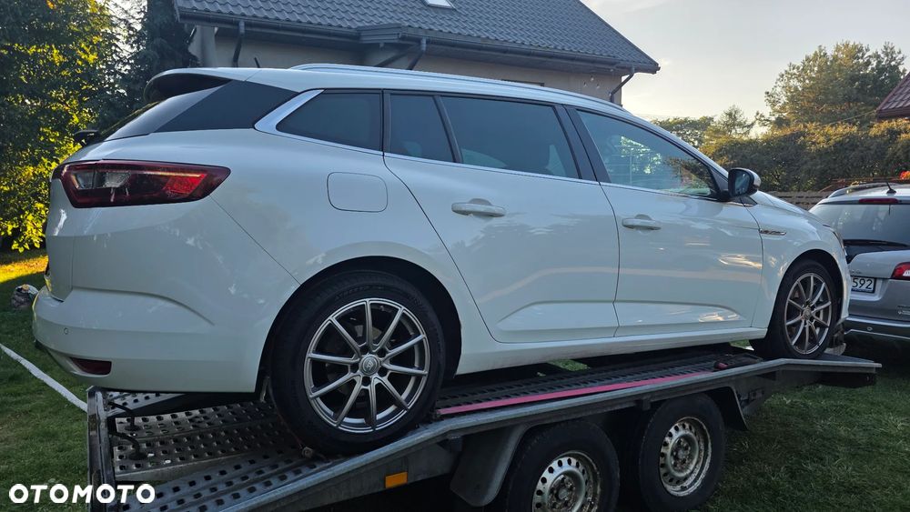 Renault Megane Grandtour ENERGY TCe 130 BOSE EDITION - 17