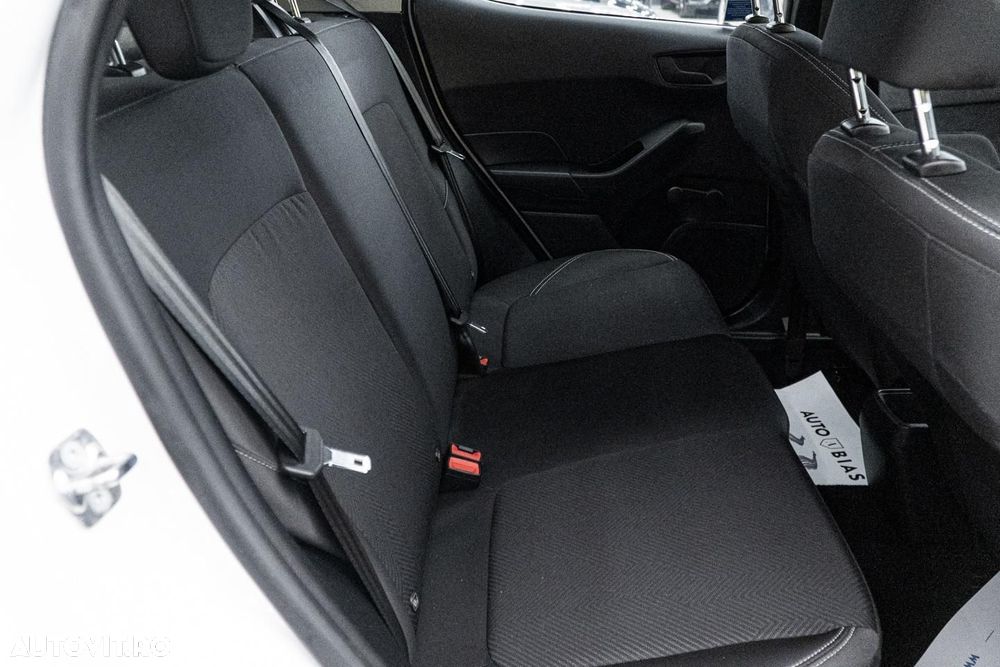 Ford Fiesta 1.1 Trend Connected - 9