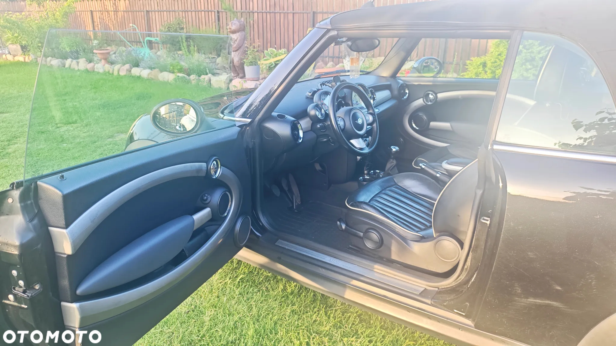 MINI Cooper Standard - 25