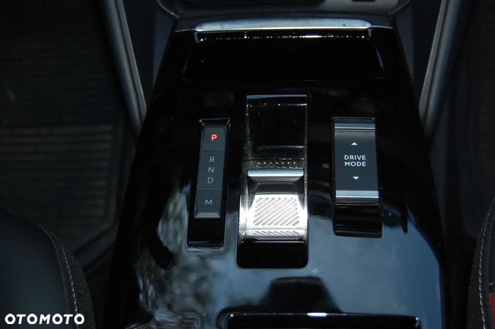 Citroën C4 1.2 PureTech Shine S&S EAT8 - 27