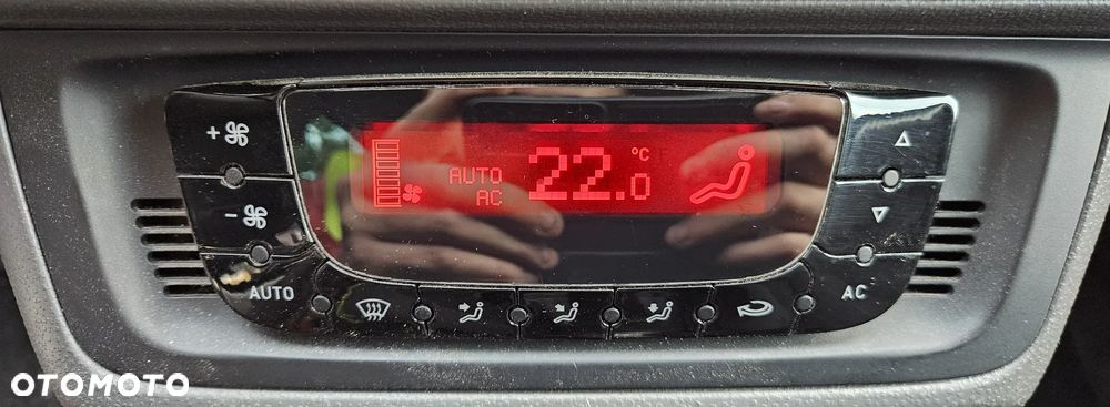 Seat Ibiza IV 4 6J panel nawiewu klimatyzacji  6J0820043C - 1