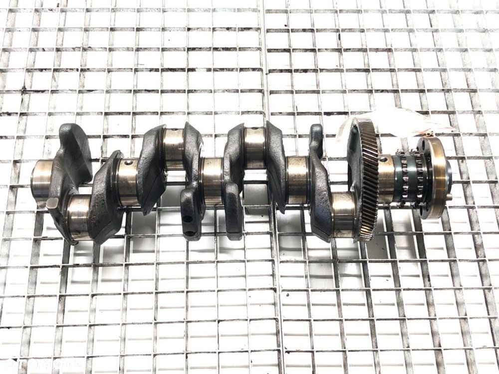 WAŁ KORBOWY - 1850.00 PLN - BMW 5 Touring (E61) 2004 - 2010 520 d 130 kW [177 KM] olej napędowy - 1