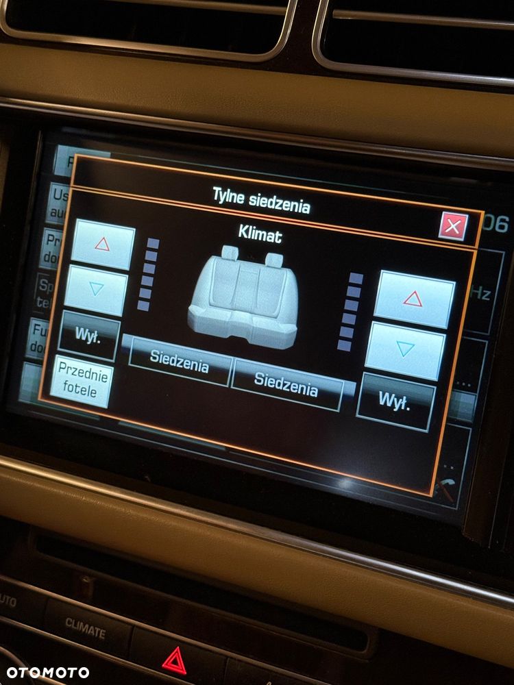 Land Rover Range Rover TDV6 Autobiography - 29