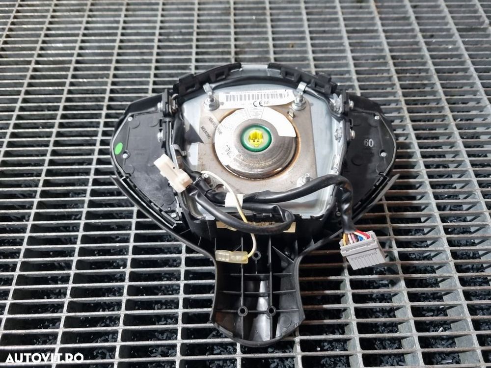 Airbag volan Nissan Juke Facelift 2014 - 2018 (1504) 985101KA8BF - 2