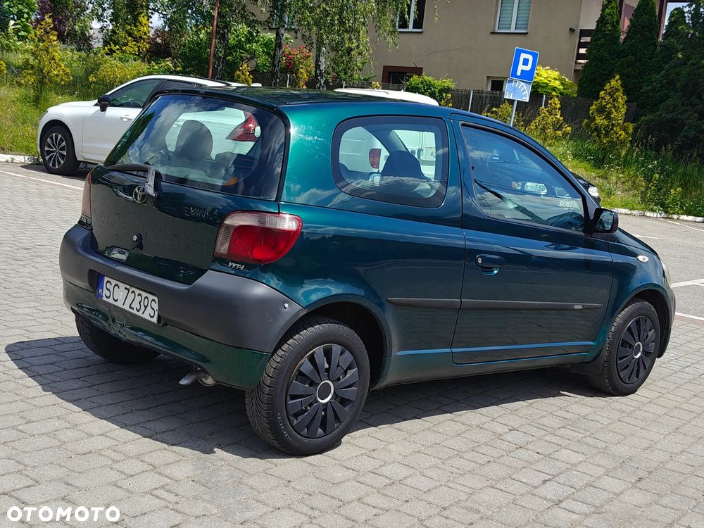 Toyota Yaris 1.0 Luna - 9