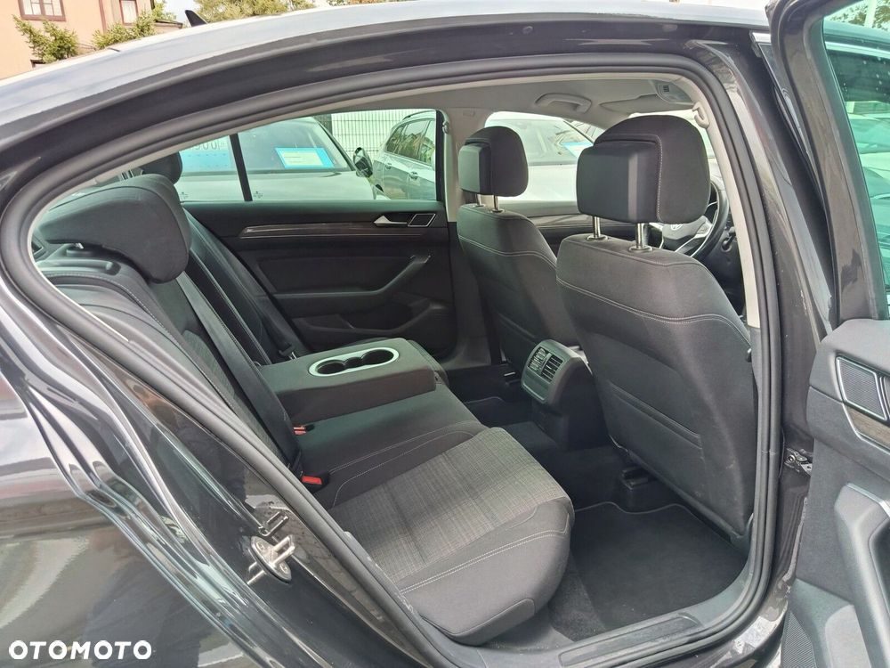 Volkswagen Passat 1.5 TSI EVO Business DSG - 8