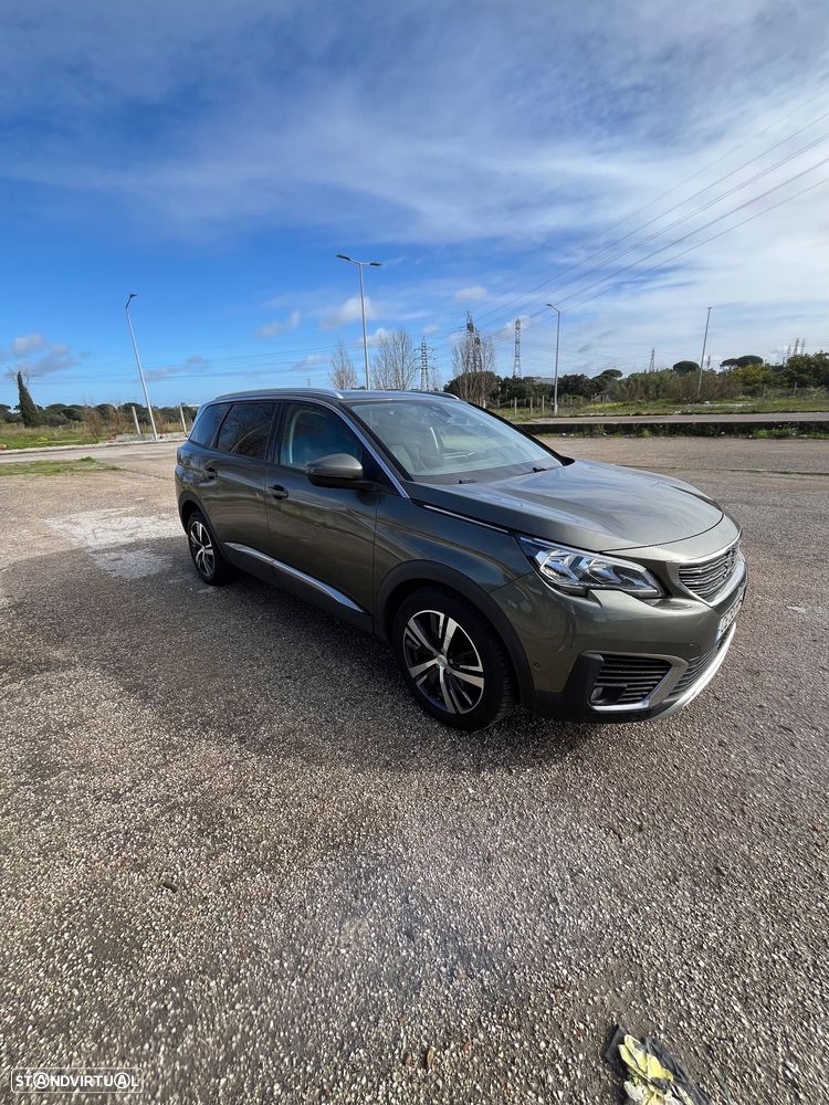 Peugeot 5008 1.2 PureTech Allure J18 - 1