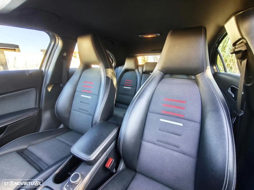 Mercedes-Benz A 200 CDI AMG Line - 25