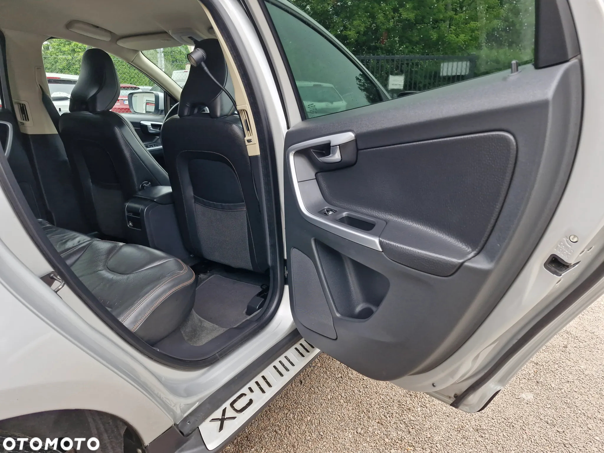 Volvo XC 60 2.4D AWD Summum - 16