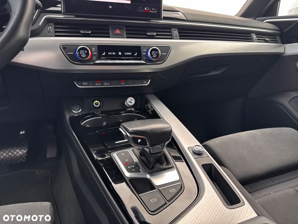 Audi A4 Avant - 13