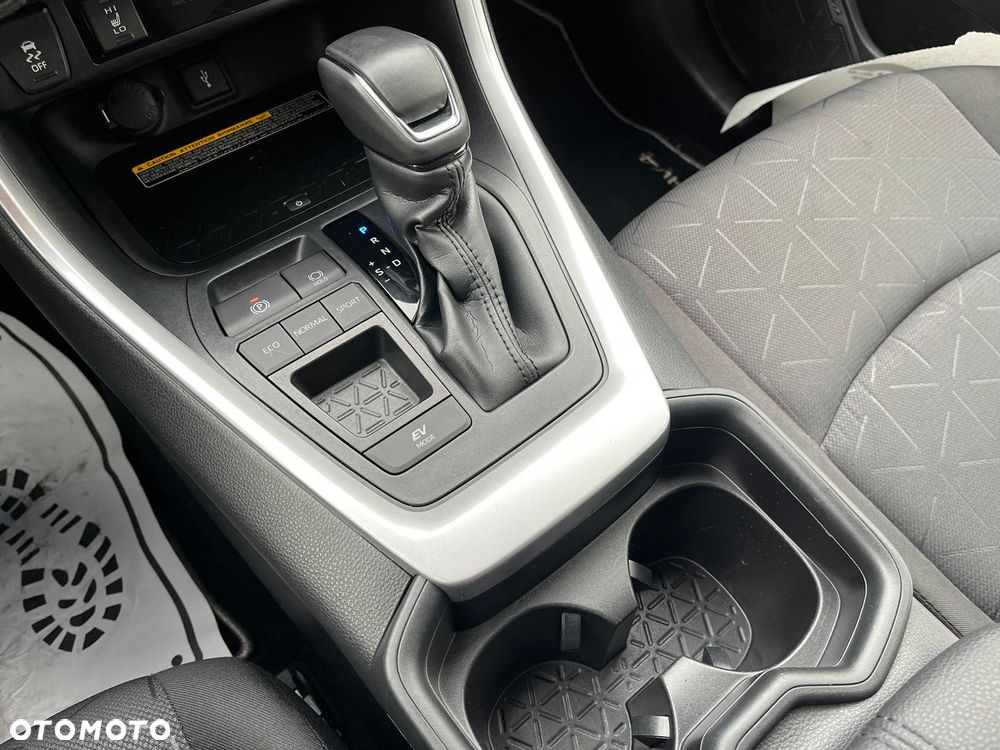 Toyota RAV4 2.5 Hybrid Comfort 4x2 - 13